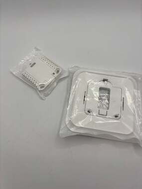 Honeywell Home Small Decorative Cover Plate With Standard Installation Adapter